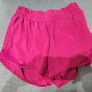 Hotty Hot 🔥 hot pink 💗